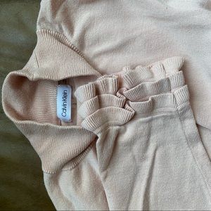Calvin Klein women’s Mock neck sweater - soft pink - ruffled - large